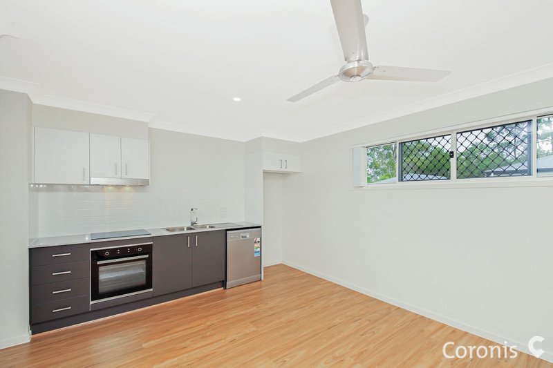 Photo - 21B Collin Court, Kingston QLD 4114 - Image 2