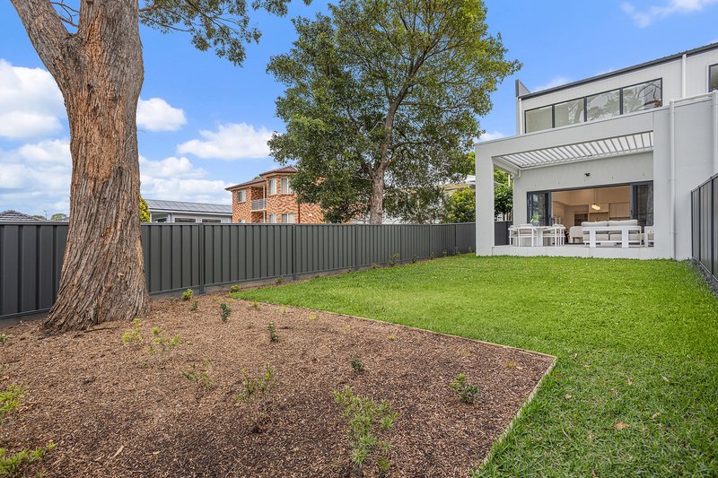 Photo - 21B Jutland Avenue, Wollongong NSW 2500 - Image 7