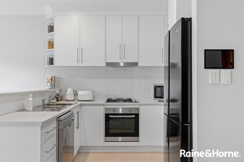 Photo - 2/1B Larkdale Crescent, O'Halloran Hill SA 5158 - Image 6