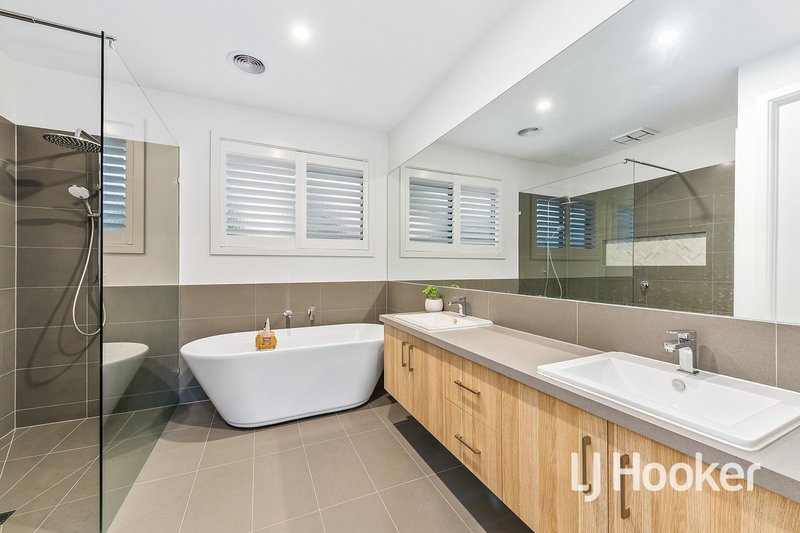 Photo - 21B Meeking Drive, Pakenham VIC 3810 - Image 14