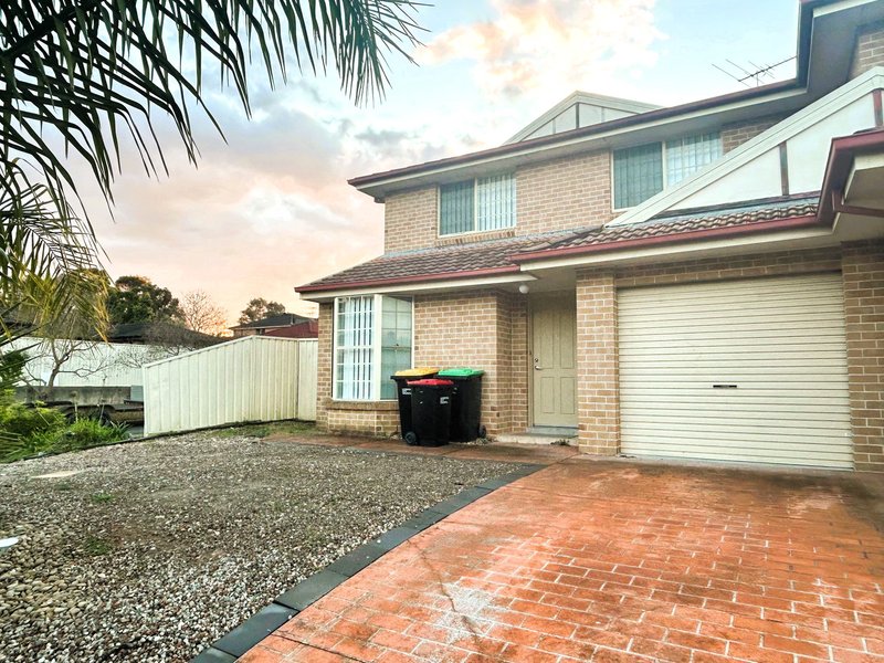 21B Solander Ave , West Hoxton NSW 2171