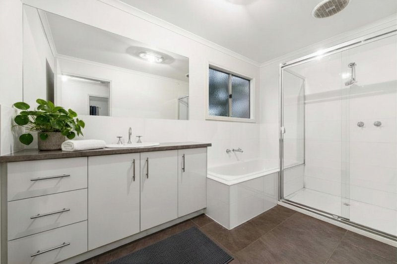 Photo - 2/1C Keerok Avenue, Seaford VIC 3198 - Image 9