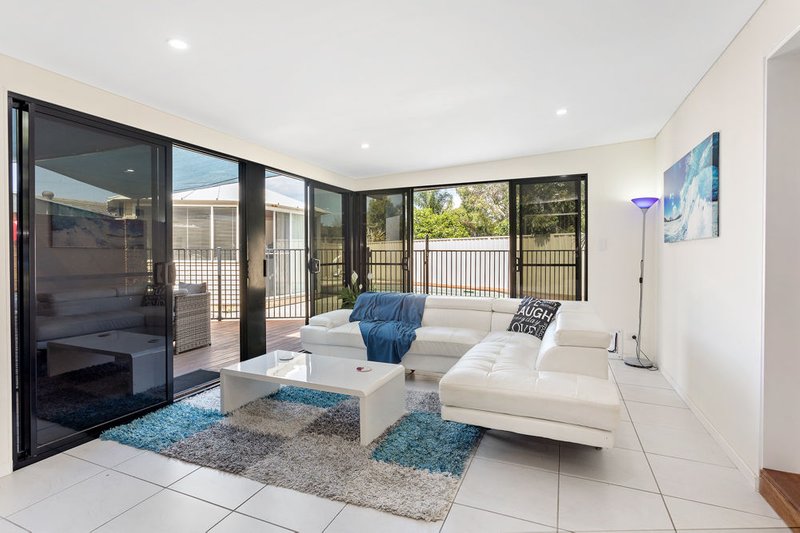 2/1e Hill Street, Currimundi QLD 4551