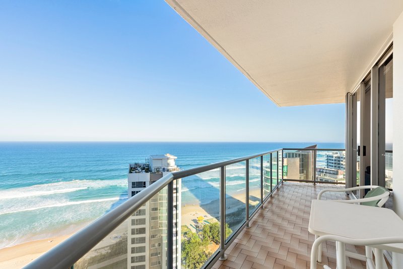 Photo - 21F/5 Clifford Street, Surfers Paradise QLD 4217 - Image 1
