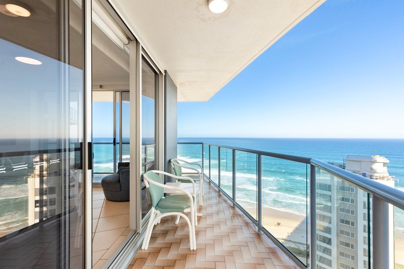 Photo - 21F/5 Clifford Street, Surfers Paradise QLD 4217 - Image 2