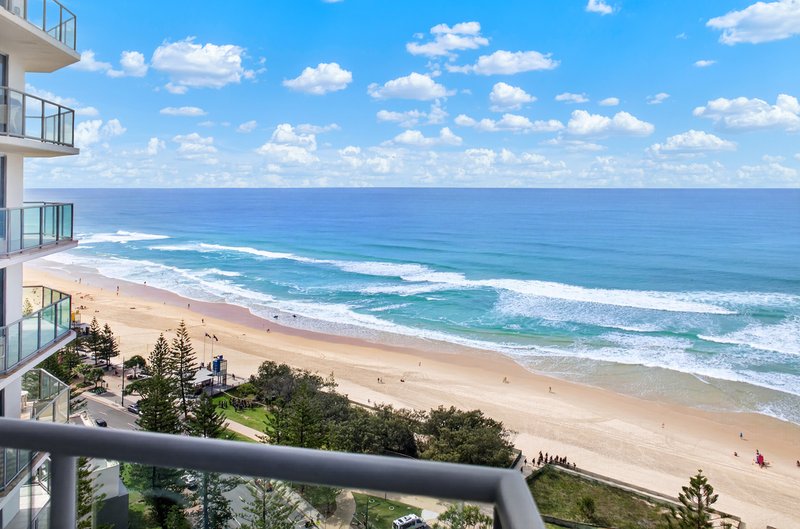 Photo - 21F/5 Clifford Street, Surfers Paradise QLD 4217 - Image 3