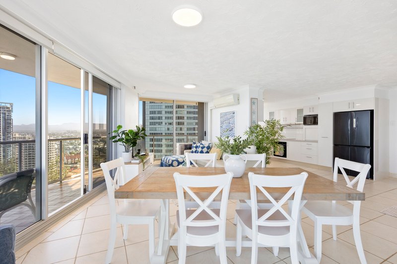 Photo - 21F/5 Clifford Street, Surfers Paradise QLD 4217 - Image 8