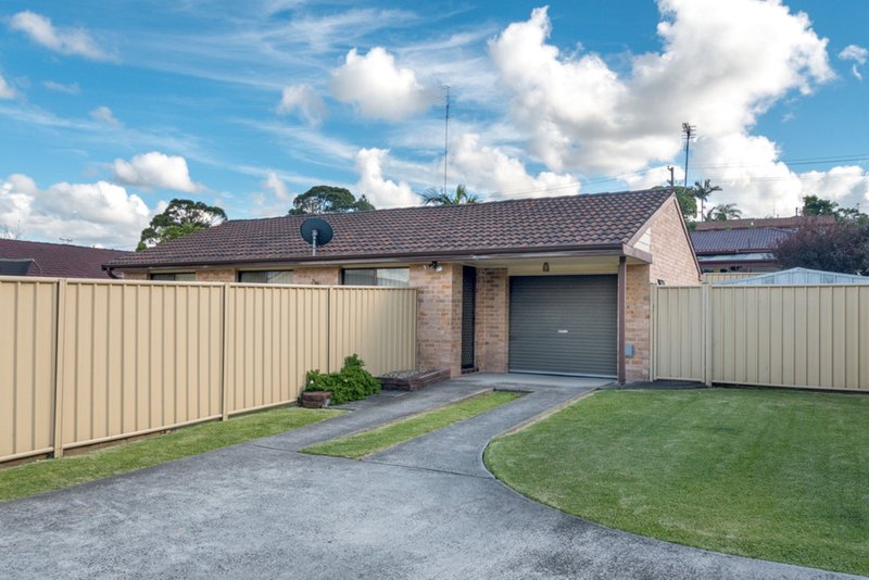 Photo - 2/2-10 Compton Street, Dapto NSW 2530 - Image 2