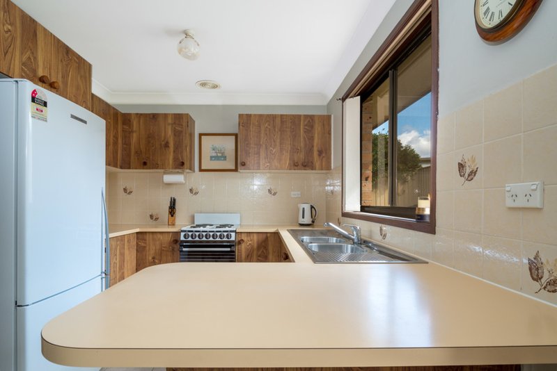 Photo - 2/2-10 Compton Street, Dapto NSW 2530 - Image 3