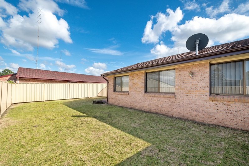 Photo - 2/2-10 Compton Street, Dapto NSW 2530 - Image 9