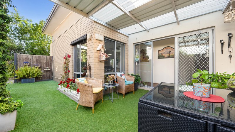 Photo - 2/2-10 Creekwood Drive, Craigieburn VIC 3064 - Image 18