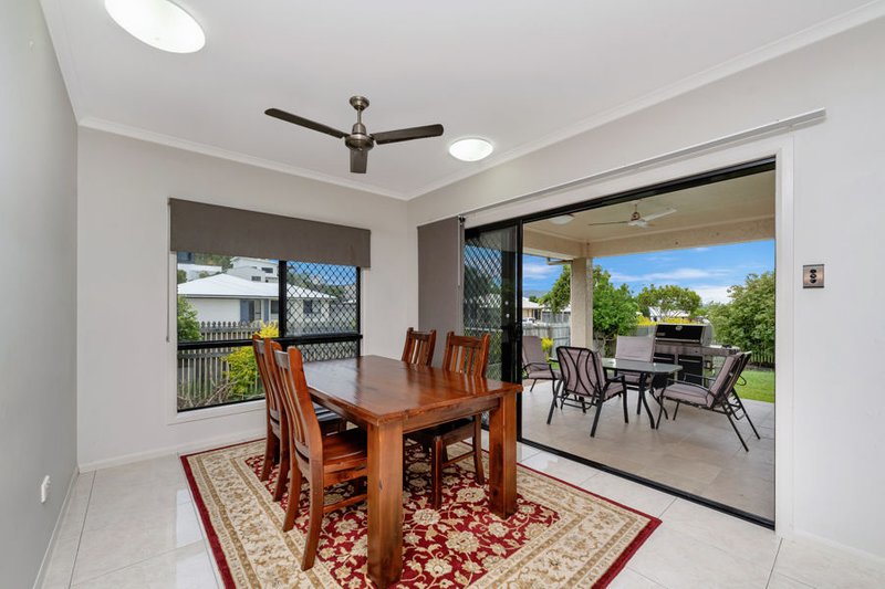 Photo - 22-24 Franklin Drive, Mount Louisa QLD 4814 - Image 3