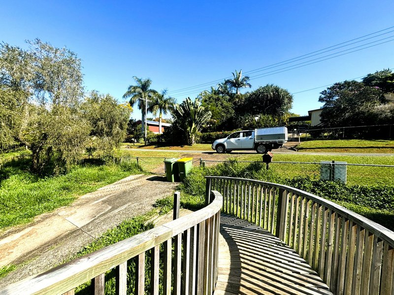 Photo - 22-24 Pine Ave , Lamb Island QLD 4184 - Image 14