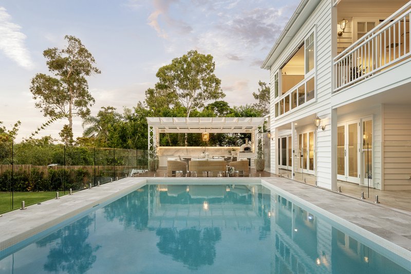 Photo - 22-24 Sixth Avenue, Bardon QLD 4065 - Image 2