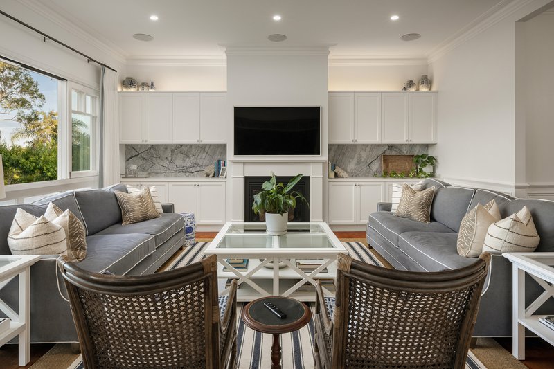 Photo - 22-24 Sixth Avenue, Bardon QLD 4065 - Image 7