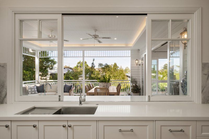 Photo - 22-24 Sixth Avenue, Bardon QLD 4065 - Image 10