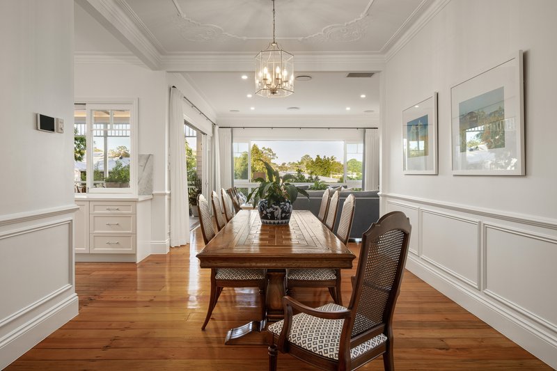 Photo - 22-24 Sixth Avenue, Bardon QLD 4065 - Image 13