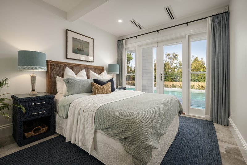 Photo - 22-24 Sixth Avenue, Bardon QLD 4065 - Image 21