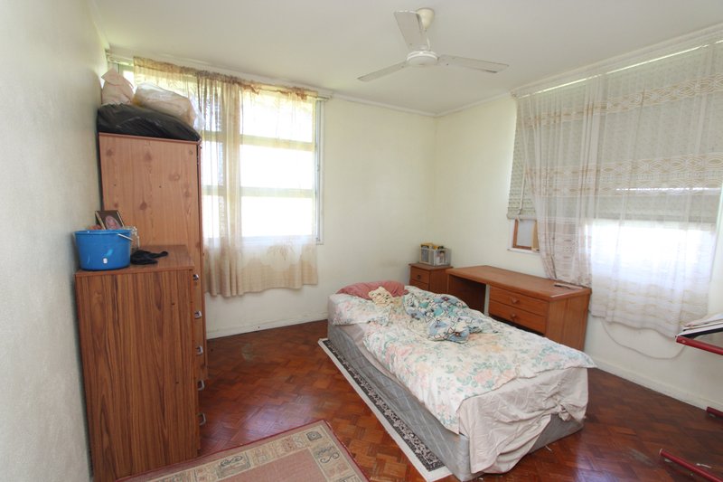 Photo - 22-24 Wilmington Street, Ayr QLD 4807 - Image 4