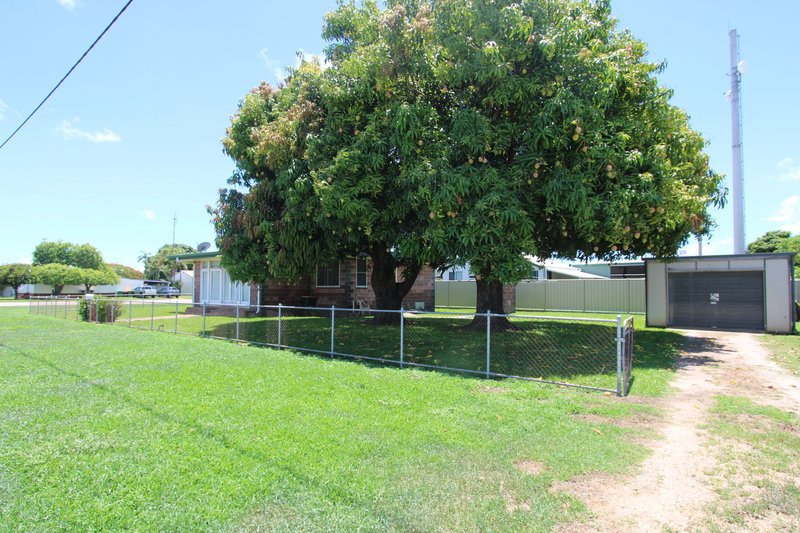 Photo - 22-24 Wilmington Street, Ayr QLD 4807 - Image 9