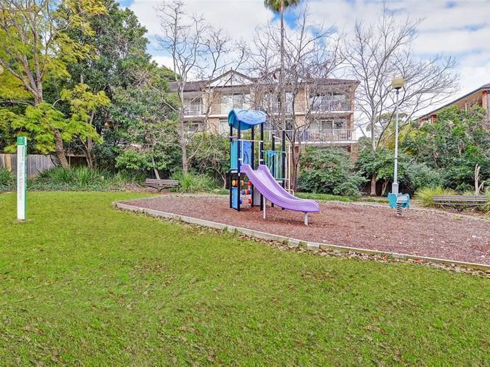 Photo - 2/2-4 Meriton Street, Gladesville NSW 2111 - Image 8