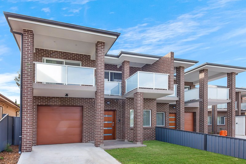 2/2-4 Rawson Road, Greenacre NSW 2190