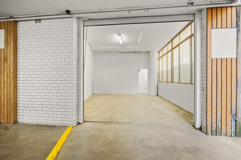 Photo - 2/2-4 William Street, Brookvale NSW 2100 - Image 3