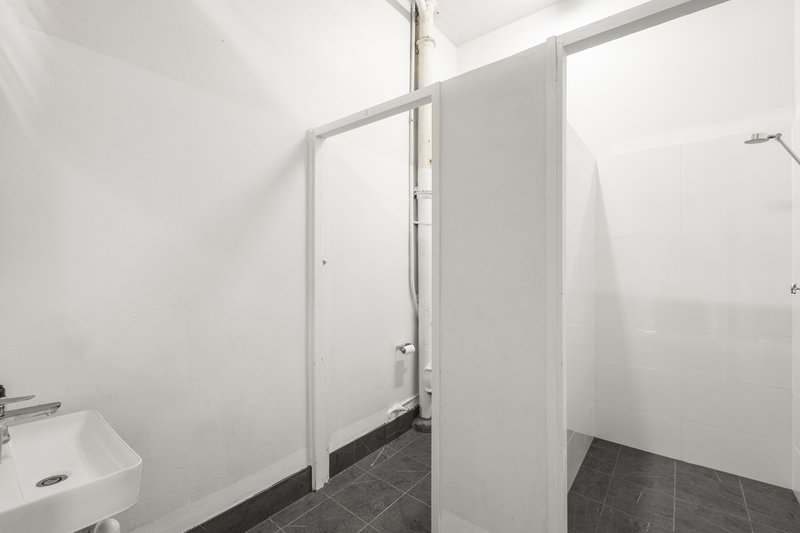 Photo - 2/2-4 William Street, Brookvale NSW 2100 - Image 12