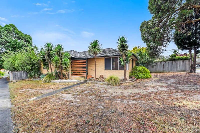 Photo - 22 Aberdeen Drive, Dandenong North VIC 3175 - Image 3