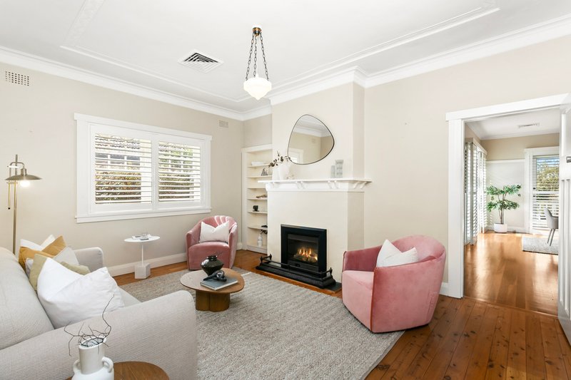 Photo - 22 Abuklea Road, Epping NSW 2121 - Image 2