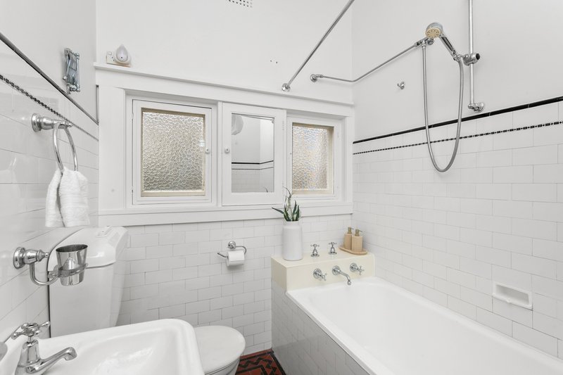 Photo - 22 Abuklea Road, Epping NSW 2121 - Image 5