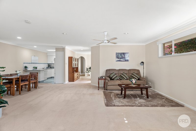 Photo - 2/2 Admiral Close, Salamander Bay NSW 2317 - Image 8