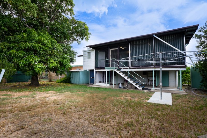 Photo - 22 Aerodrome Road, Clinton QLD 4680 - Image 15