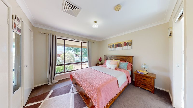 Photo - 22 Alder Place, Dubbo NSW 2830 - Image 7