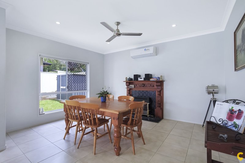 Photo - 22 Aldritt Place, Bridgeman Downs QLD 4035 - Image 7