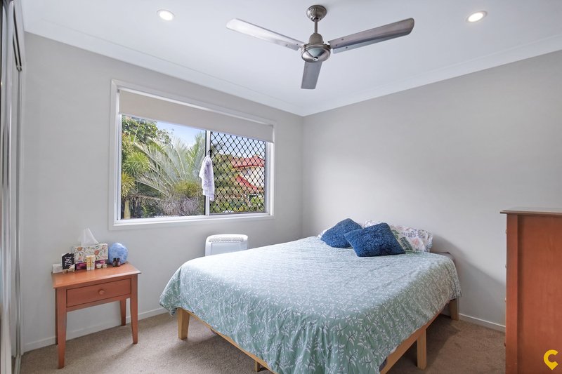 Photo - 22 Aldritt Place, Bridgeman Downs QLD 4035 - Image 14