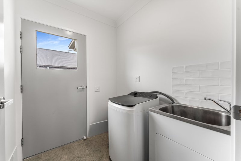 Photo - 22 Alexander Place, Gleneagle QLD 4285 - Image 14