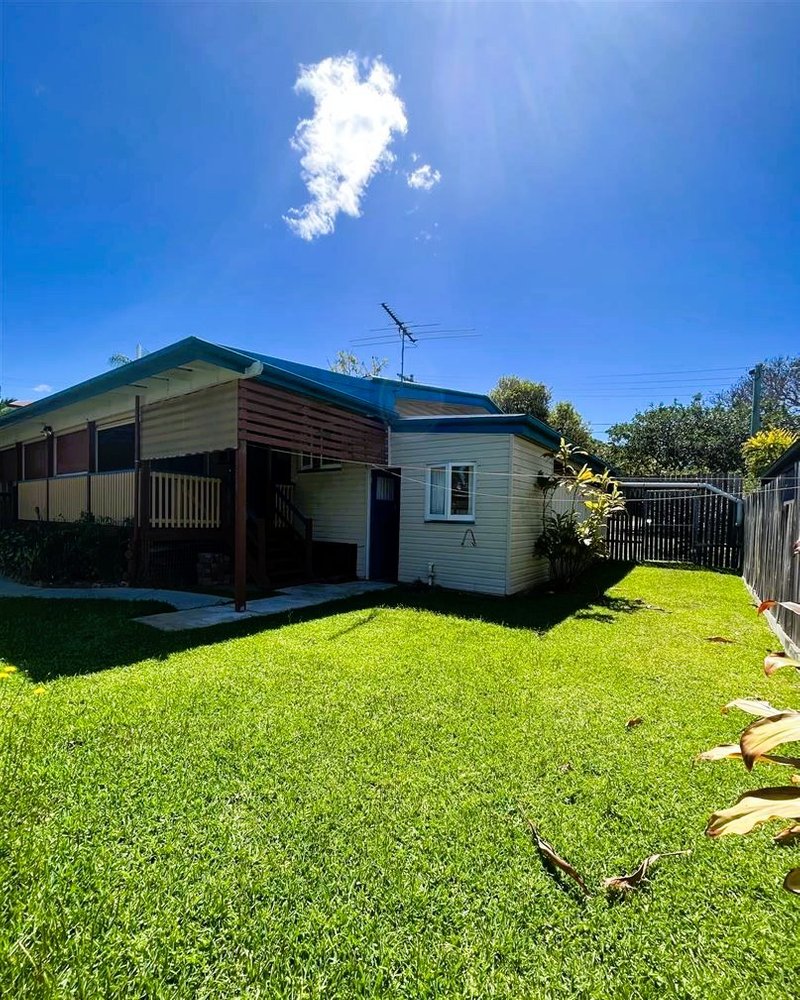 Photo - 22 Alexandra Street, Balmoral QLD 4171 - Image 10