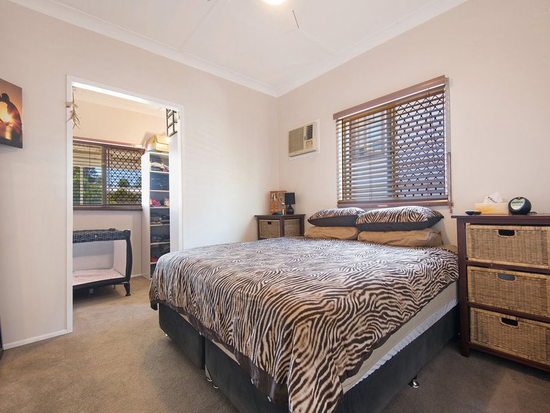 Photo - 22 Alice Street, Clontarf QLD 4019 - Image 3