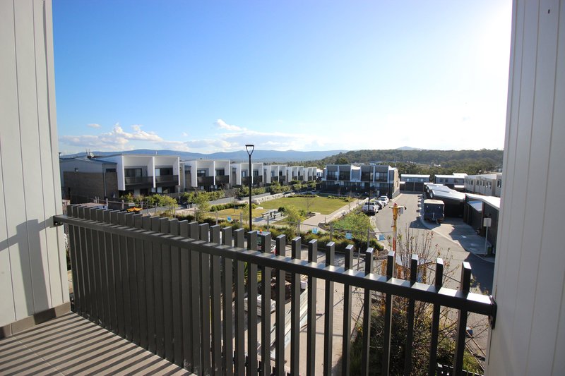 Photo - 22 Alight Circuit, Cameron Park NSW 2285 - Image 16