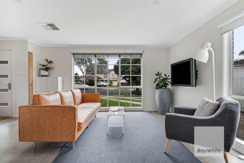 Photo - 22 Alison Place, Attwood VIC 3049 - Image 2