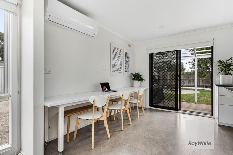 Photo - 22 Alison Place, Attwood VIC 3049 - Image 6