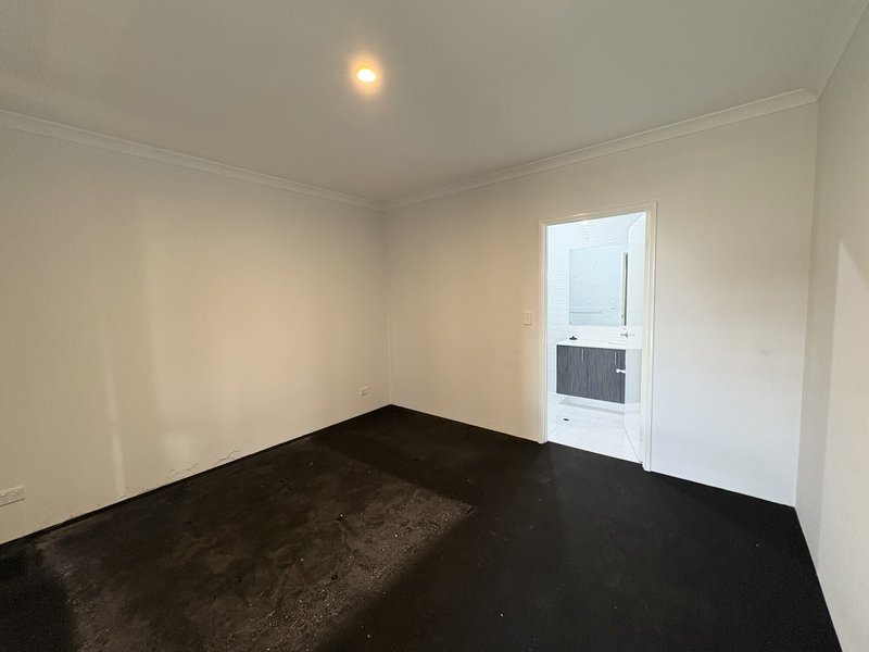 Photo - 22 Allardice Road, Midvale WA 6056 - Image 7