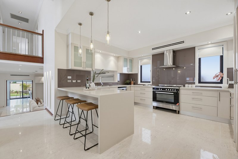 Photo - 22 Allawah Avenue, Sefton NSW 2162 - Image 3