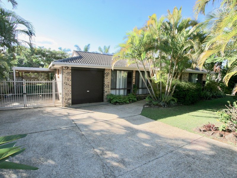 22 Amaroo Drive, Banora Point NSW 2486