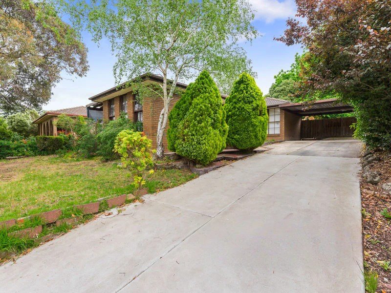 Photo - 22 Amesbury Avenue, Wantirna VIC 3152 - Image 1
