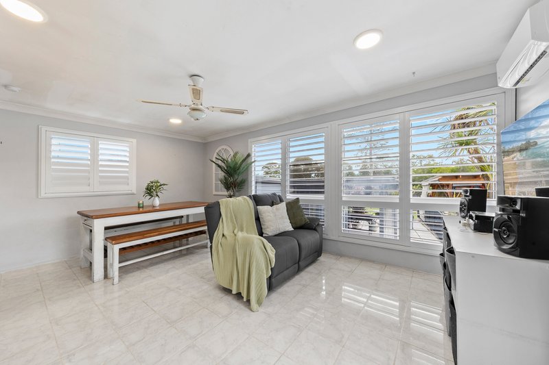 Photo - 22 Andrea Close, Wallsend NSW 2287 - Image 3