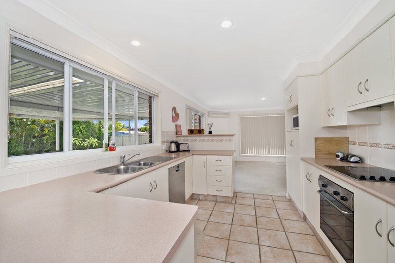 Photo - 22 Annabella Drive, Port Macquarie NSW 2444 - Image 5