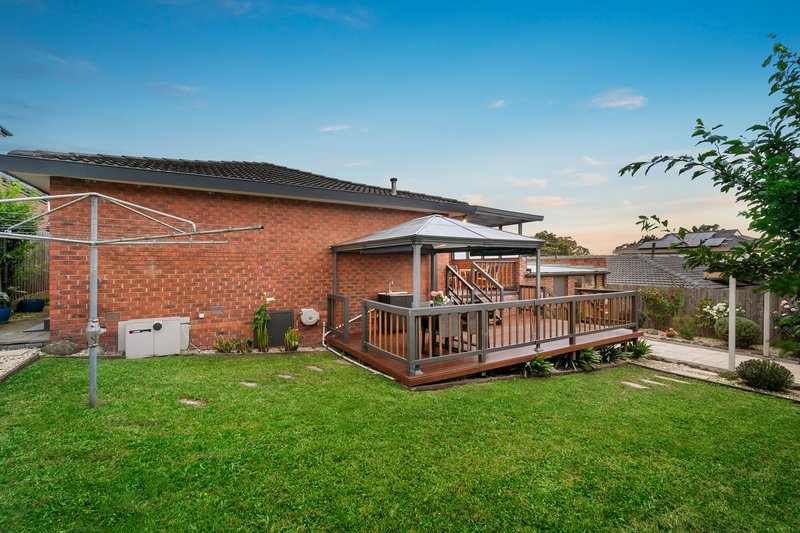 Photo - 22 Ansett Crescent, Forest Hill VIC 3131 - Image 10