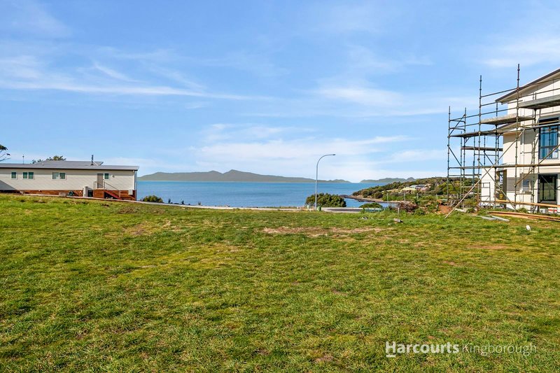 Photo - 22 Aqua Sands Drive, Swansea TAS 7190 - Image 2